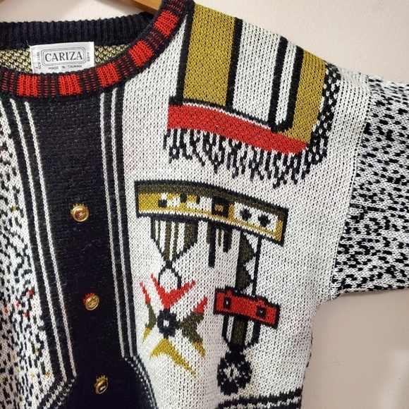 Vintage Cariza Knit Sweater with Military Style Design - Size S - Picture 3 of 8